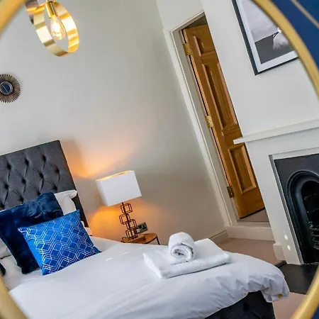 Apartment 31 Bishopill Senior