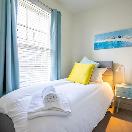 31 Bishopill Senior Apartment